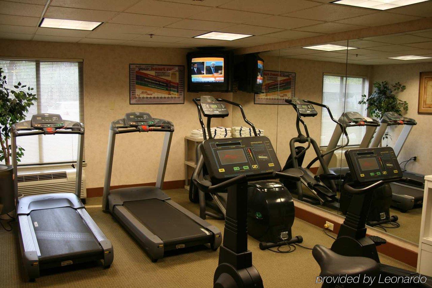 Hampton Inn Portsmouth Central Facilities photo